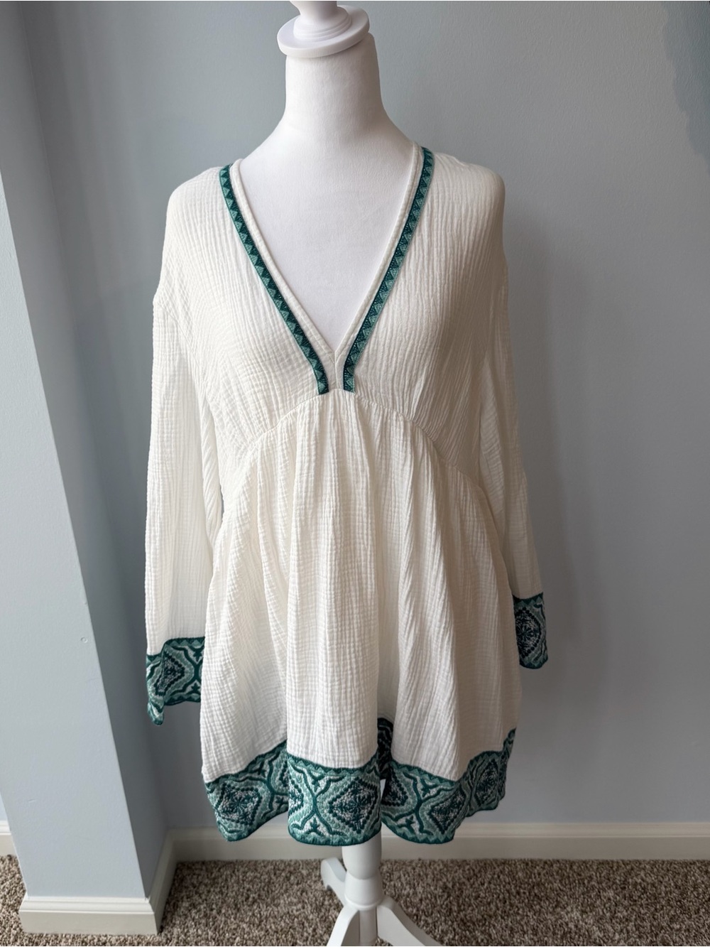 Zara White Crinkle Gauze Embroidered Boho Dress Tunic Long Sleeve Size M